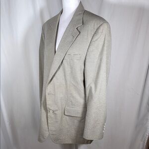 Brooks Brothers Gray Sport Coat with Notched Lapels